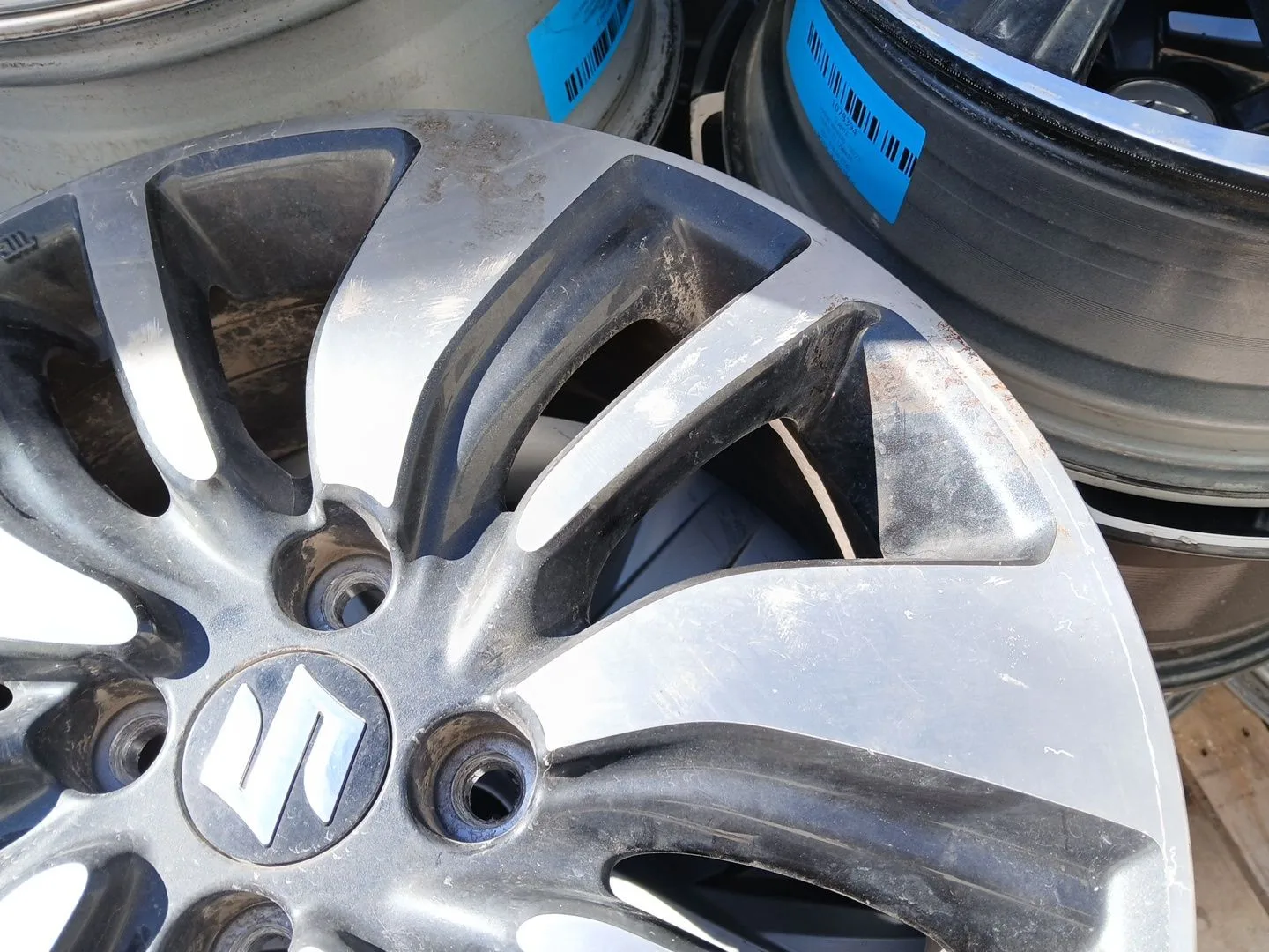 Llanta para Suzuki Swift (Az)