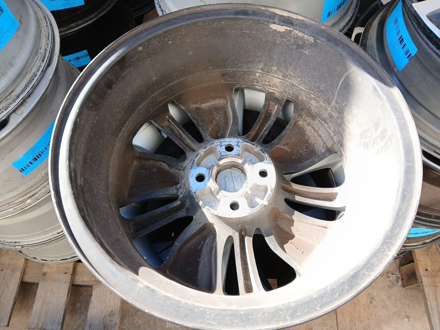 Llanta para Suzuki Swift (Az)
