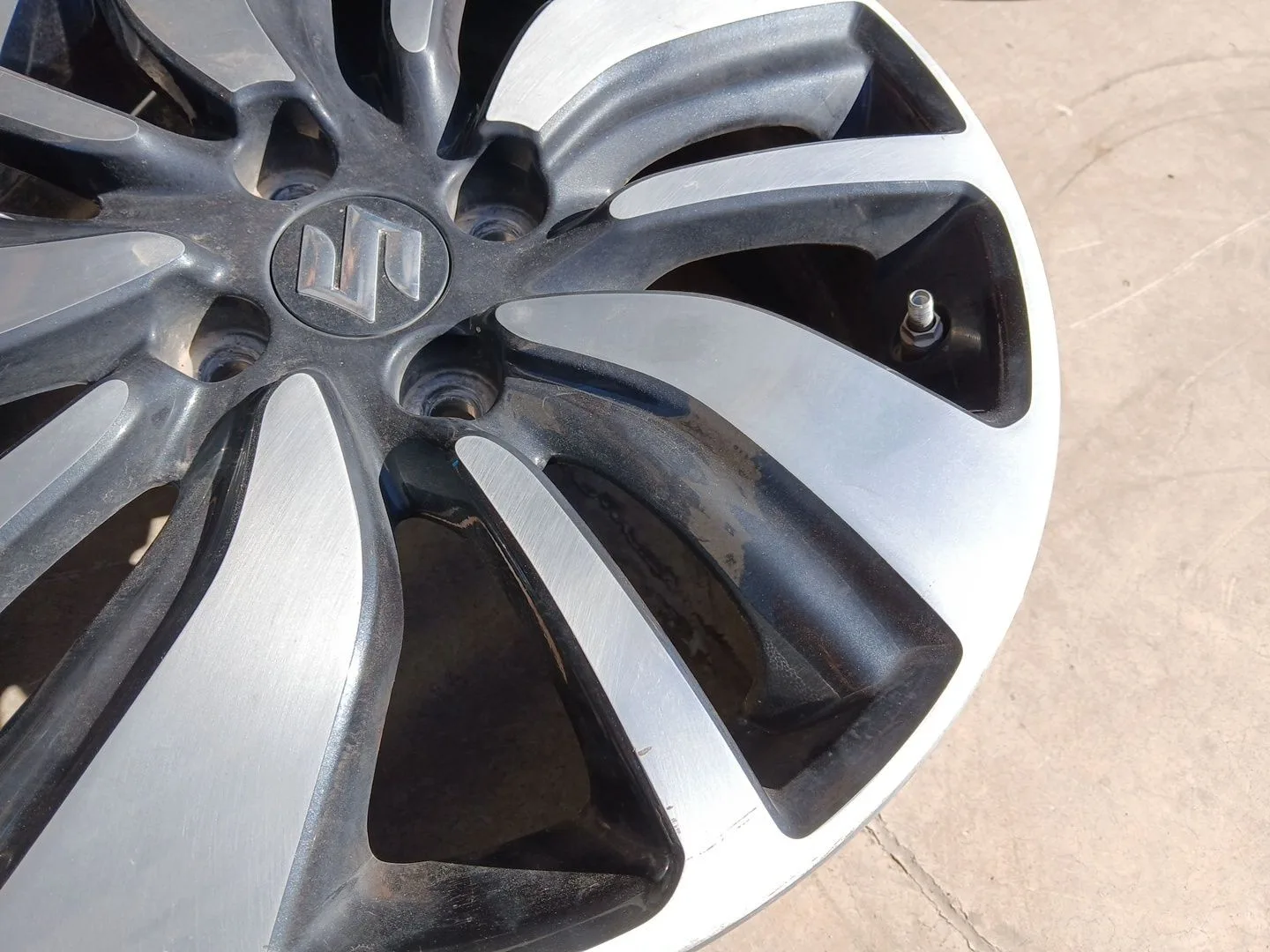 Llanta para Suzuki Swift (Az)