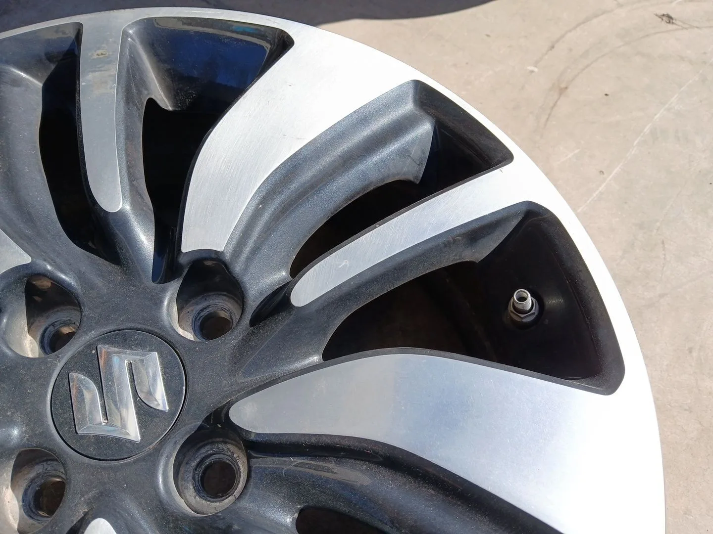 Llanta para Suzuki Swift (Az)