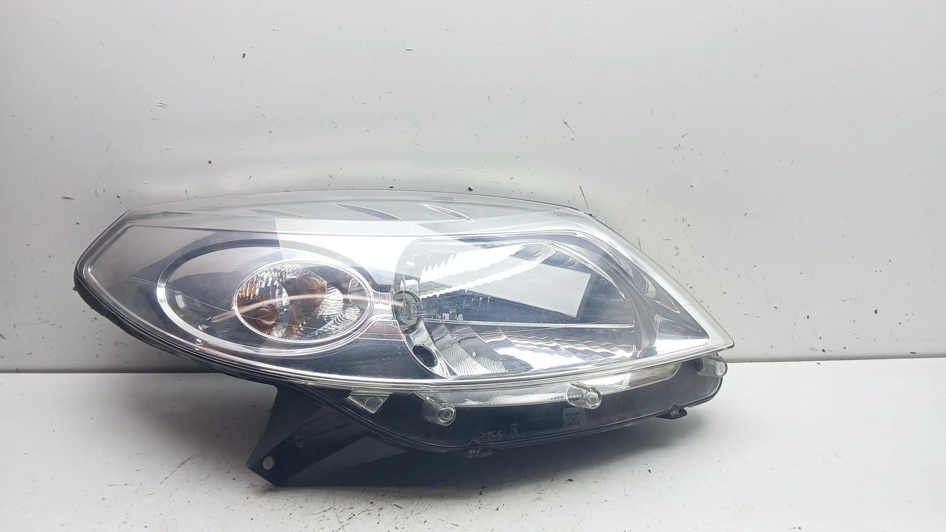Faro Derecho para Dacia Sandero (Bs_)