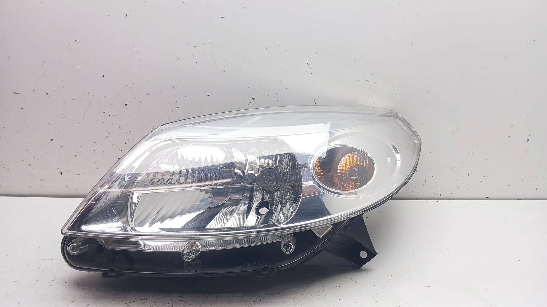 Faro Izquierdo para Dacia Sandero (Bs_)