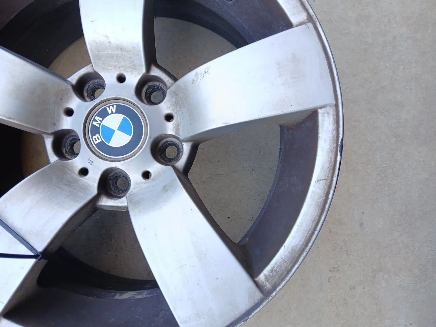 Llanta para Bmw 5 (E60)