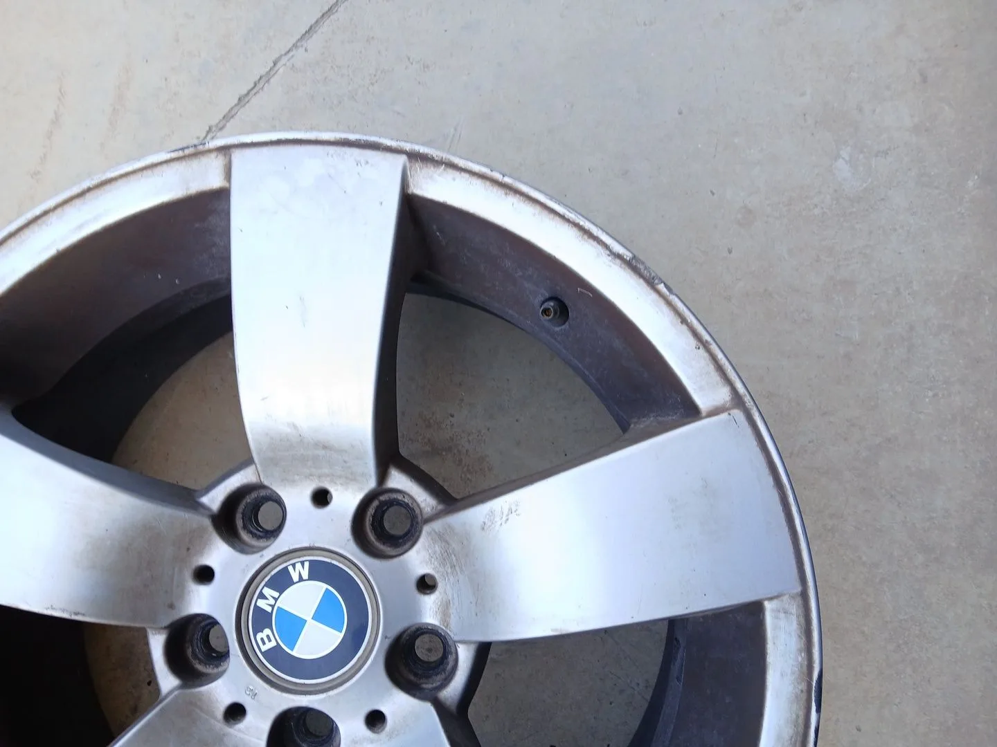 Llanta para Bmw 5 (E60)