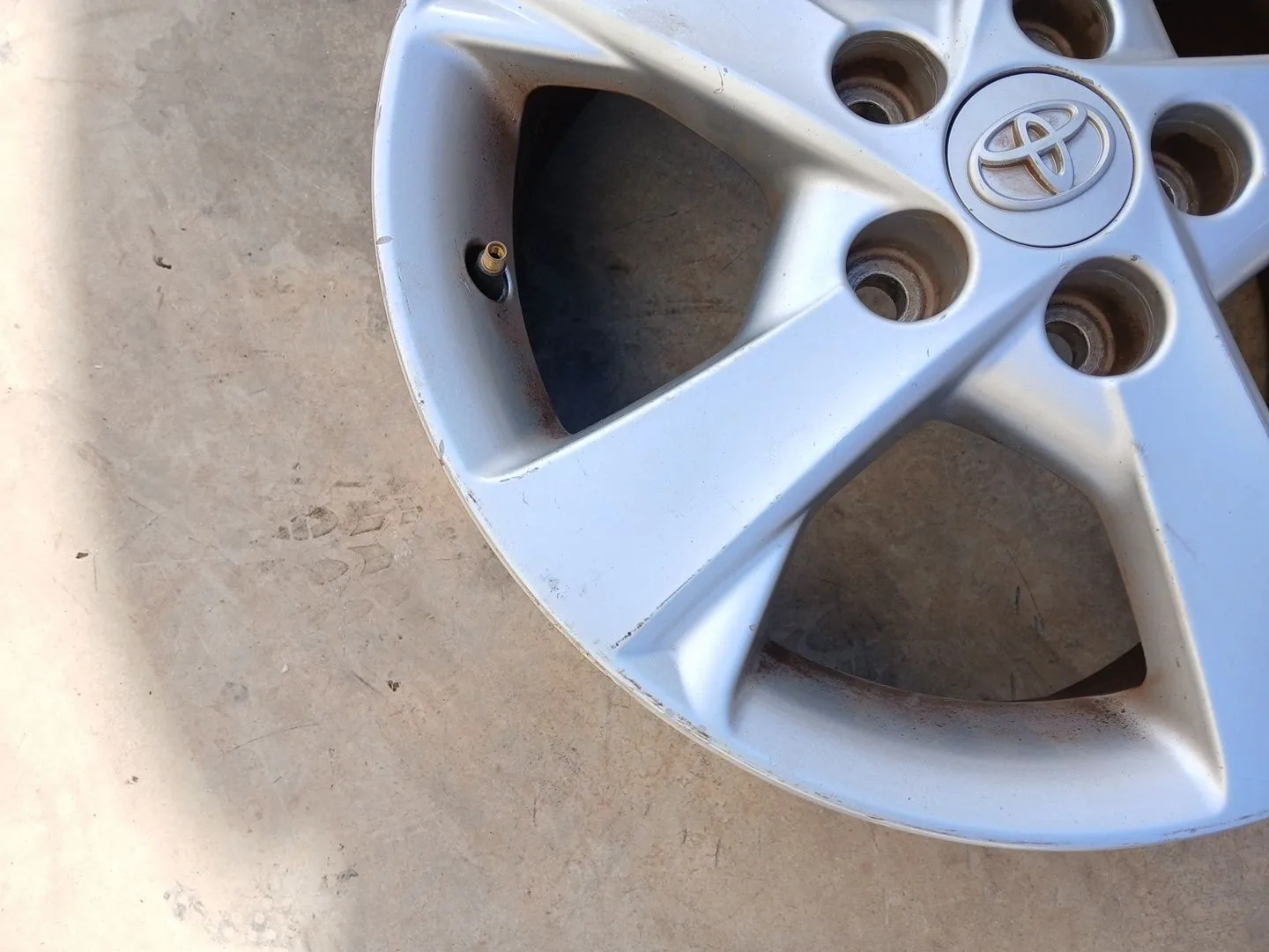 Llanta para Toyota Auris (_E15_)