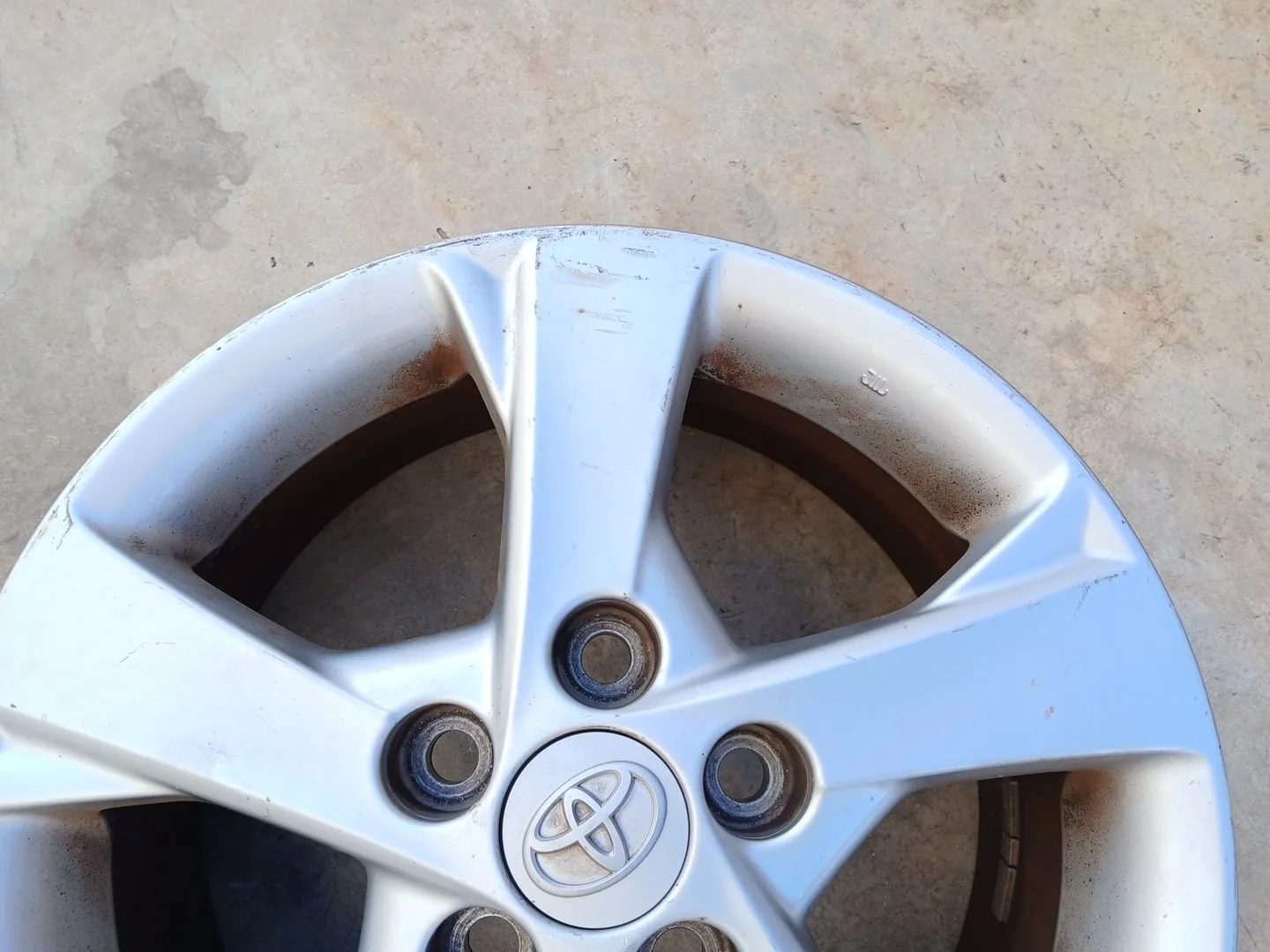 Llanta para Toyota Auris (_E15_)