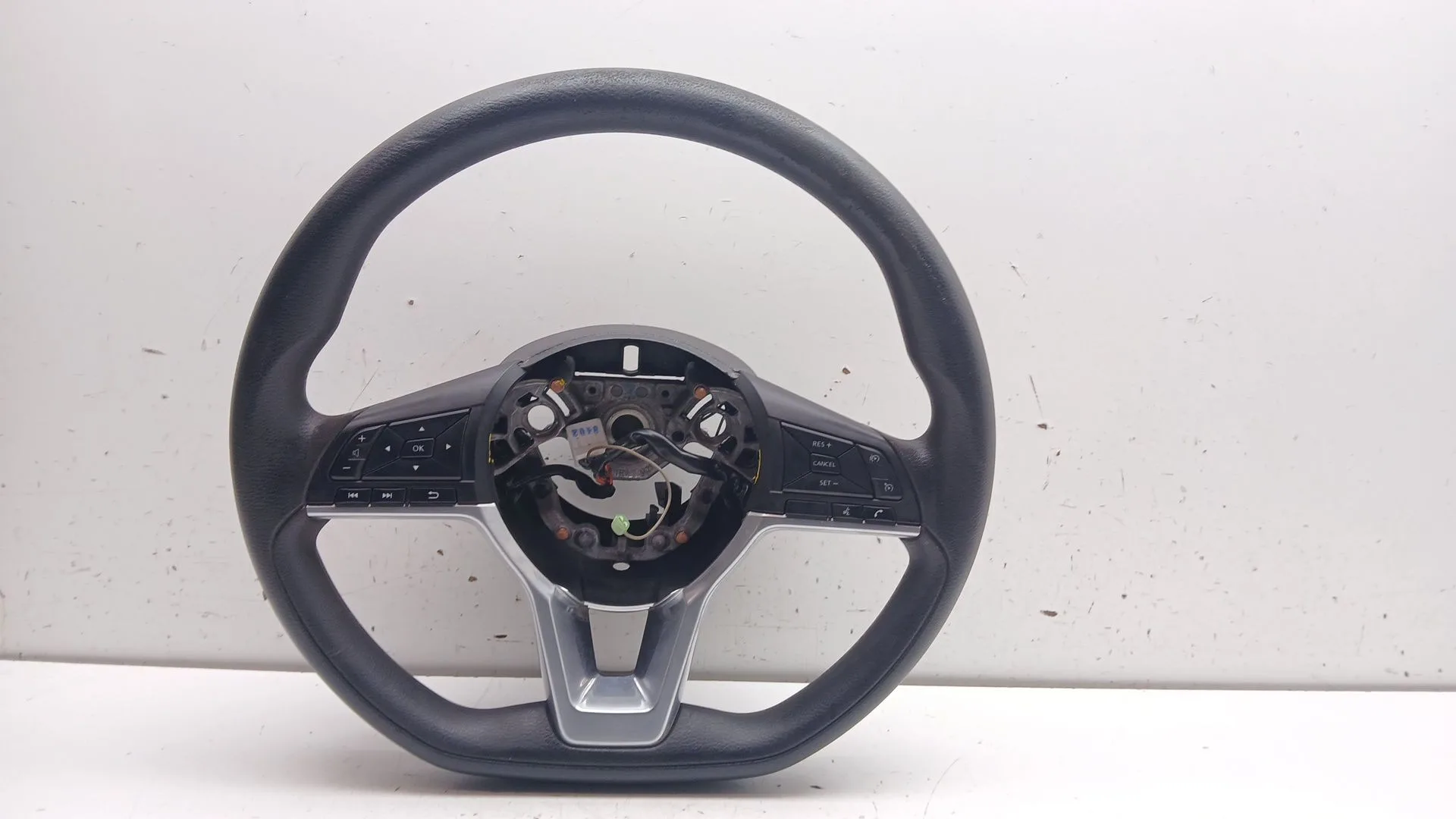 Volante para Nissan Micra V (K14)