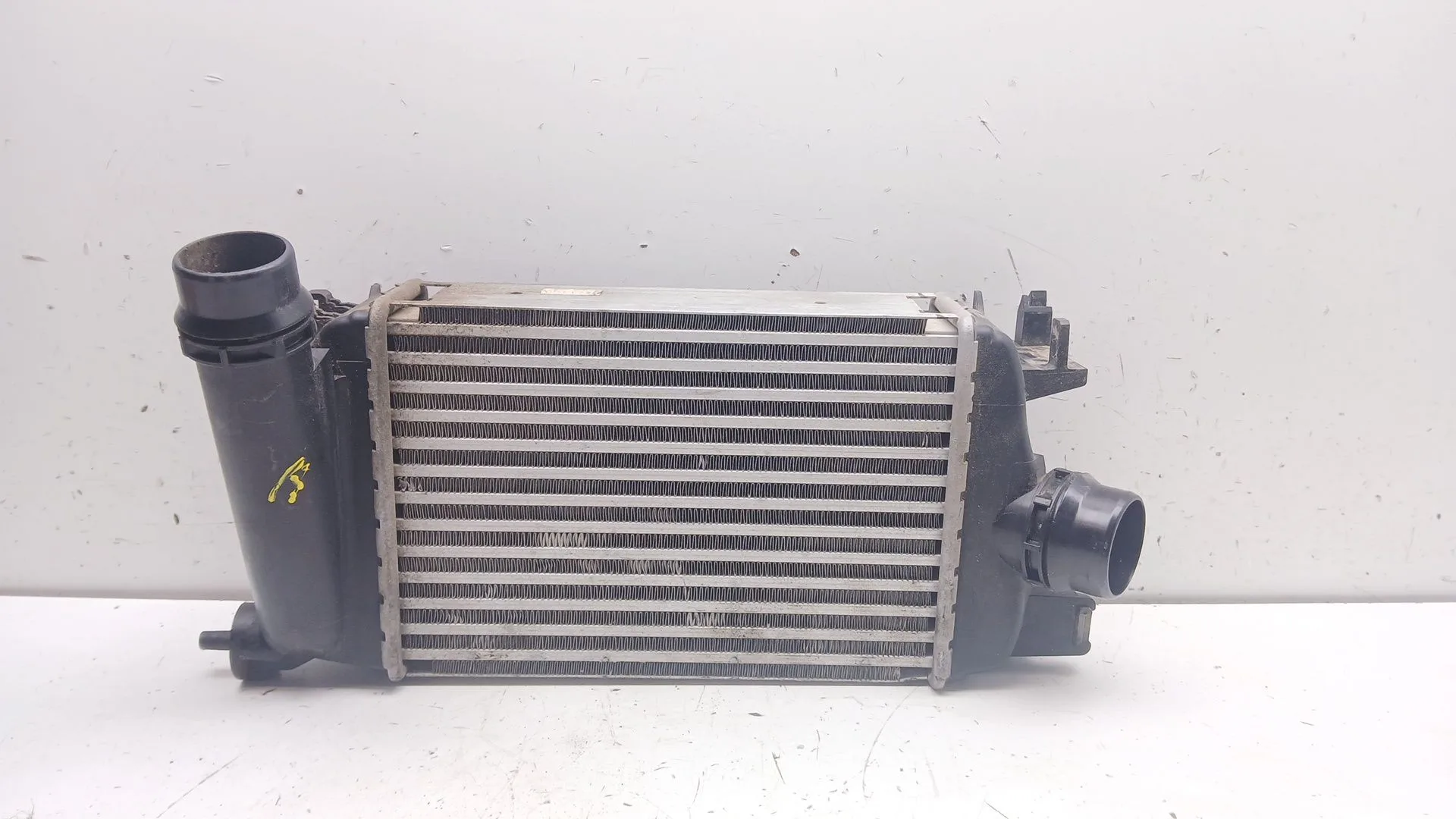 Intercooler para Nissan Micra V (K14)