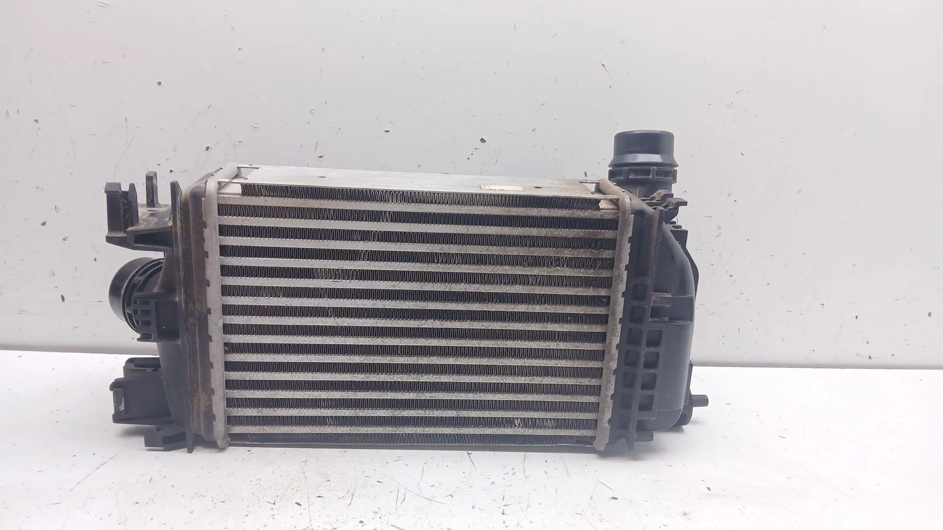 Intercooler para Nissan Micra V (K14)
