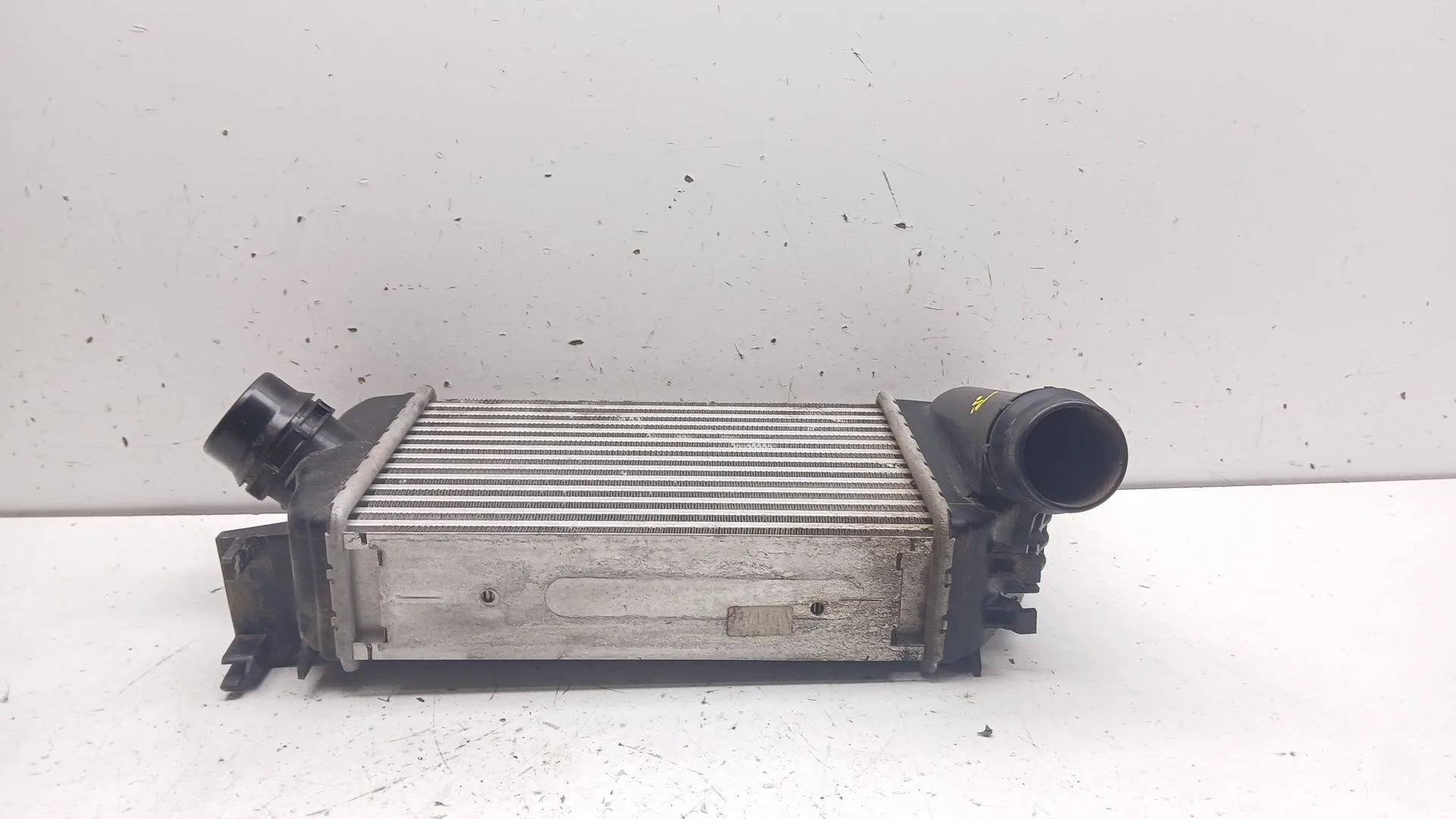 Intercooler para Nissan Micra V (K14)
