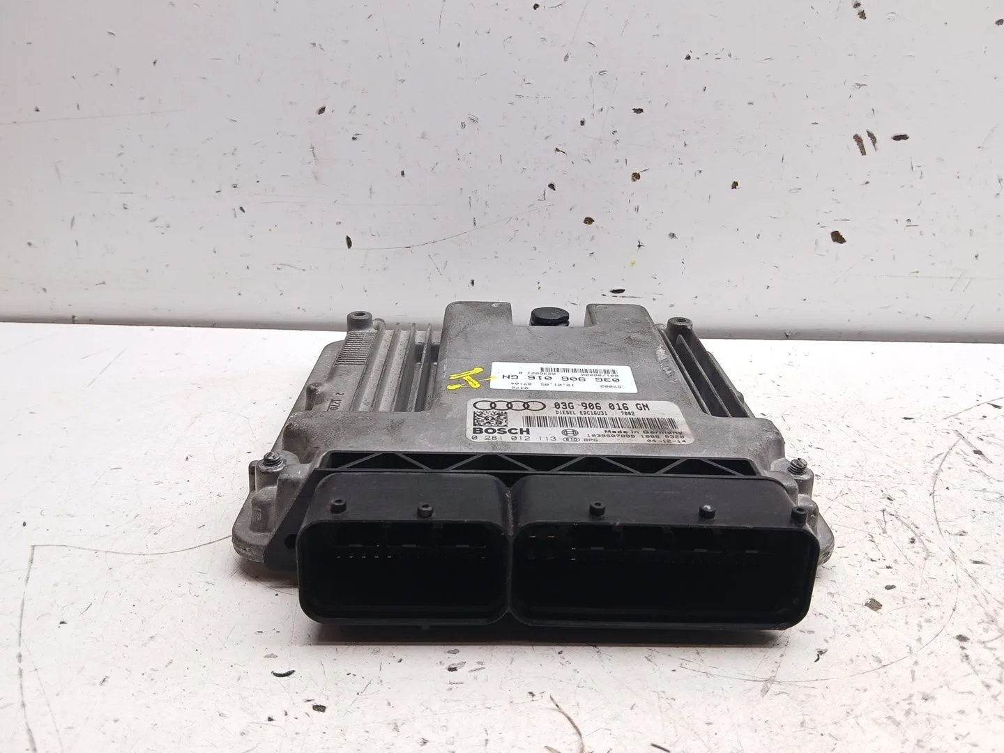 Centralita Motor Uce para Audi A4 Berlina (8E)