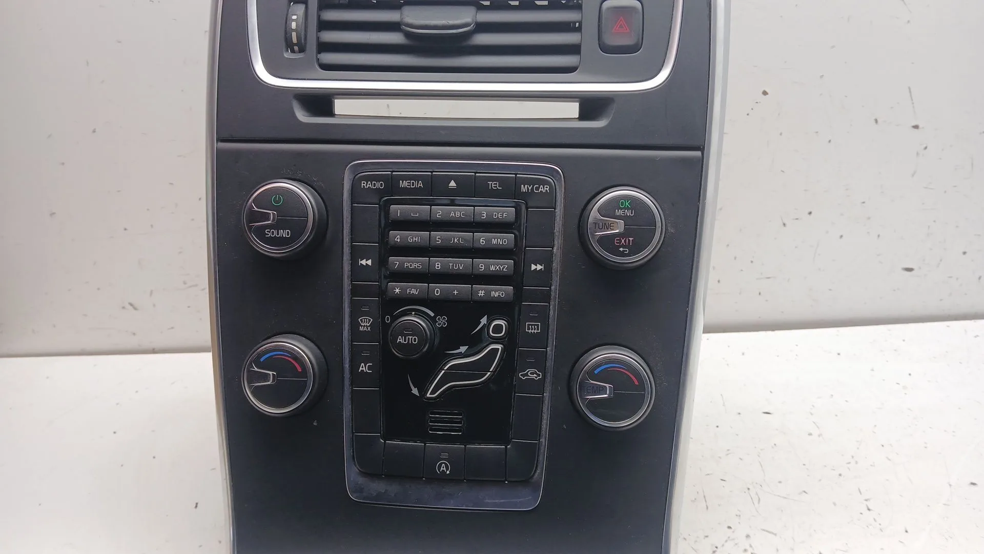 Mando Climatizador para Volvo V60 I (155)