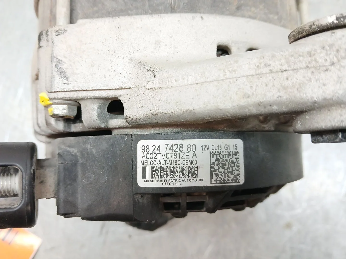Alternador para Opel Vivaro C Furgoneta (K0)