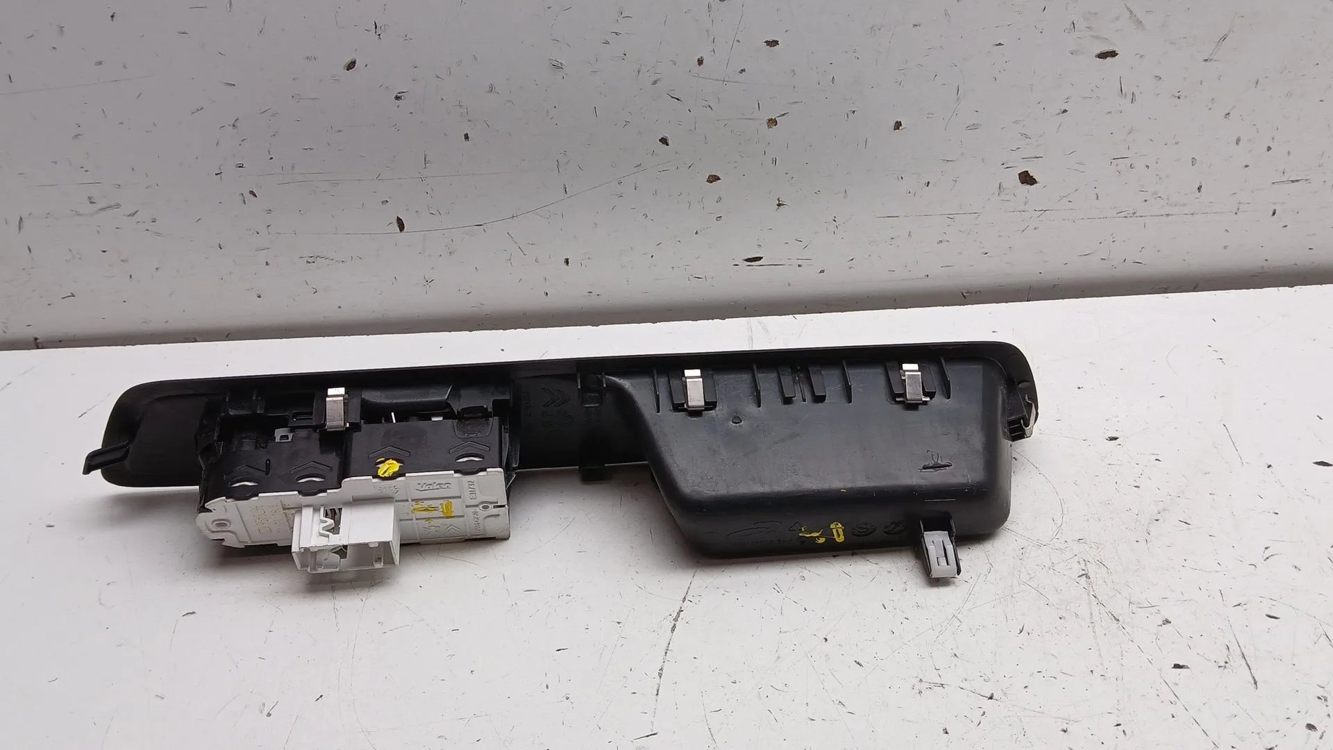 Mando Elevalunas Delantero Izquierdo para Opel Vivaro C Furgoneta (K0)