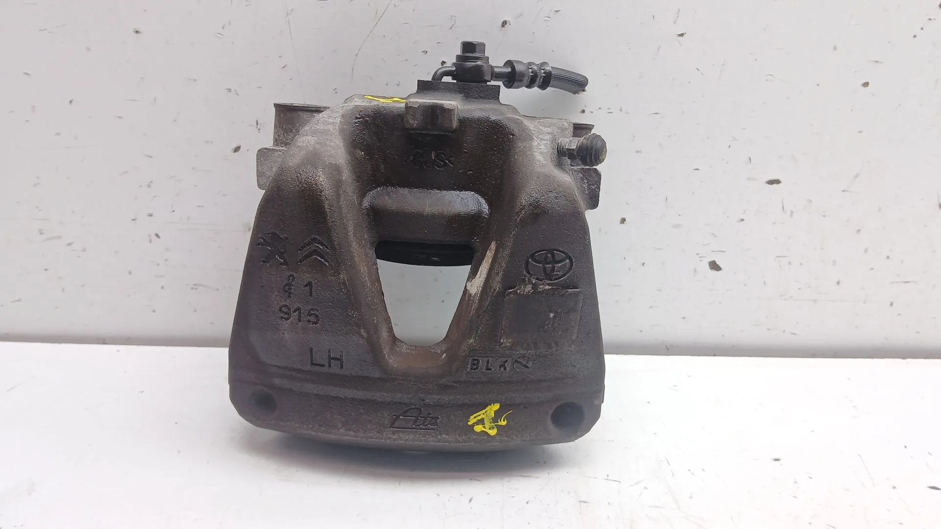 Pinza Freno Delantera Izquierda para Opel Vivaro C Furgoneta (K0)