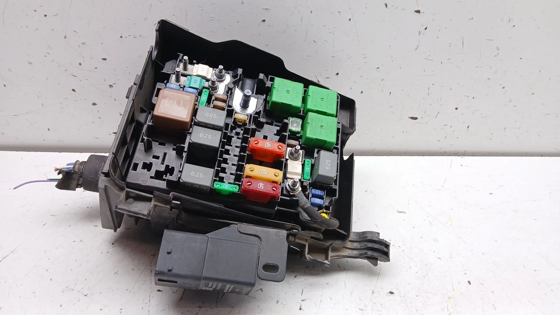 Caja Reles / Fusibles para Opel Vivaro C Furgoneta (K0)