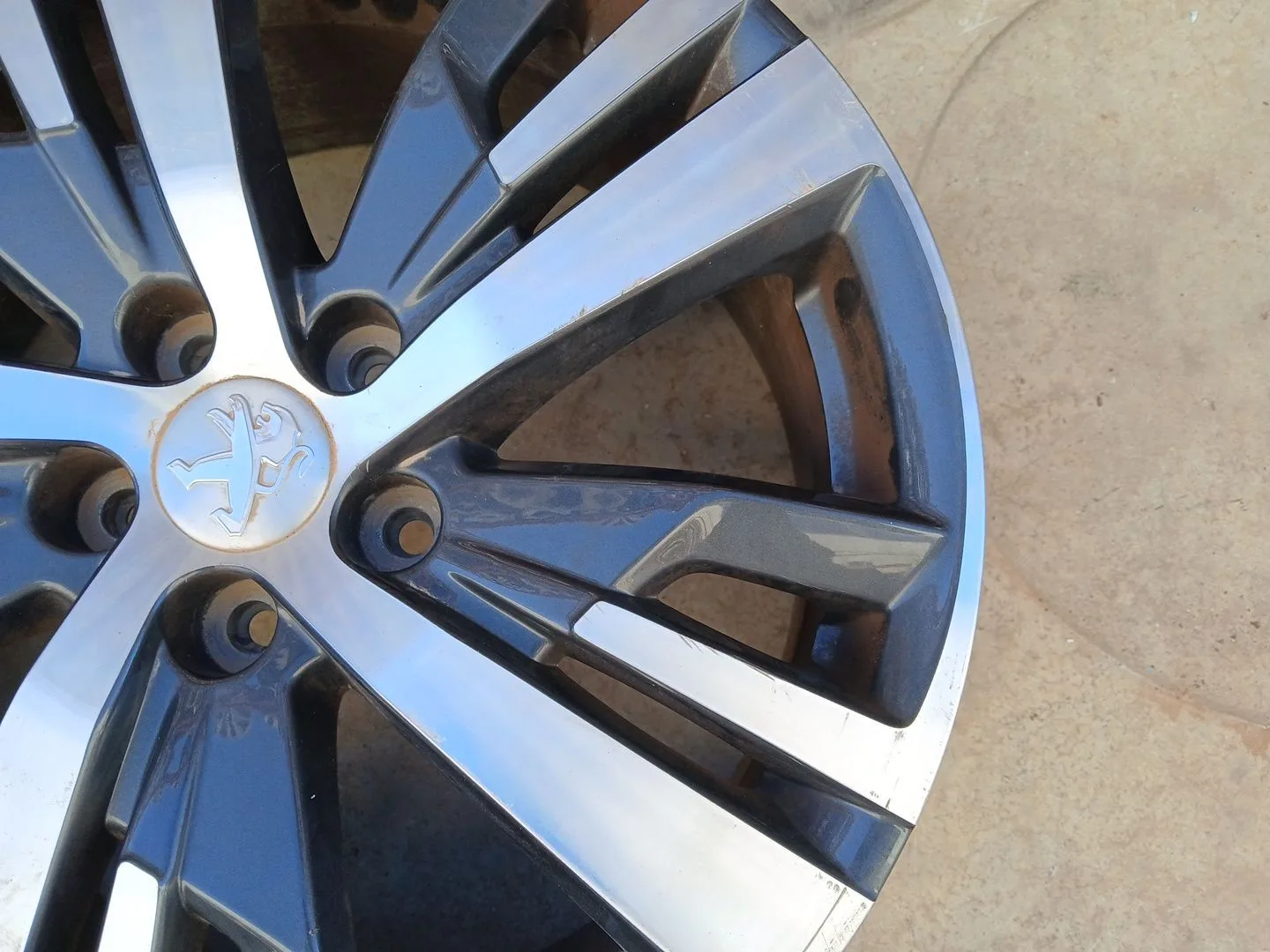Llanta para Peugeot 3008 Ii Suv (Mc_, Mr_, Mj_, M4_)