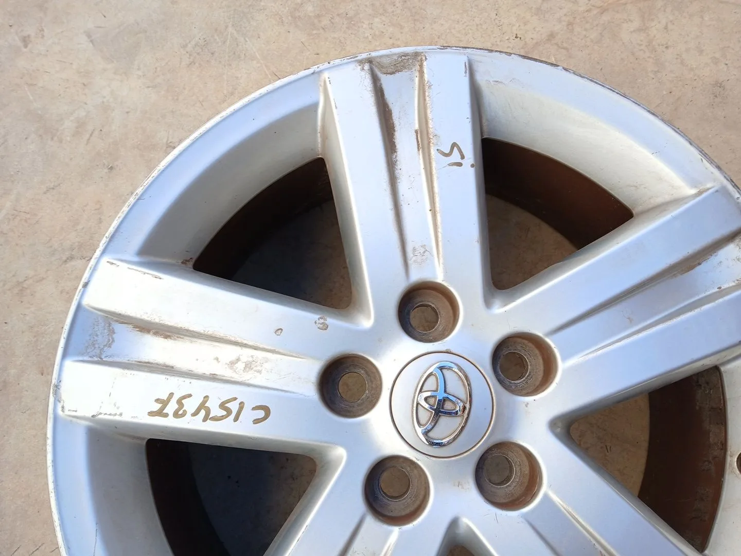Llanta para Toyota Auris