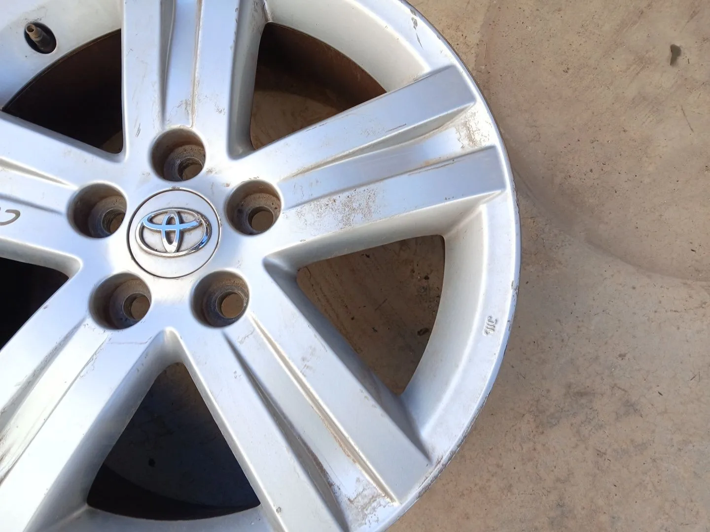 Llanta para Toyota Auris