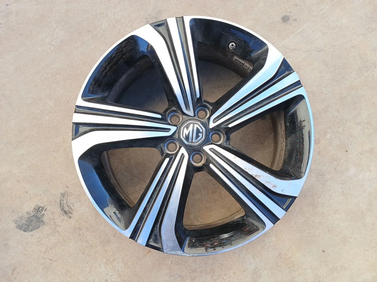 Llanta para Mg Zs Suv (Azs1)