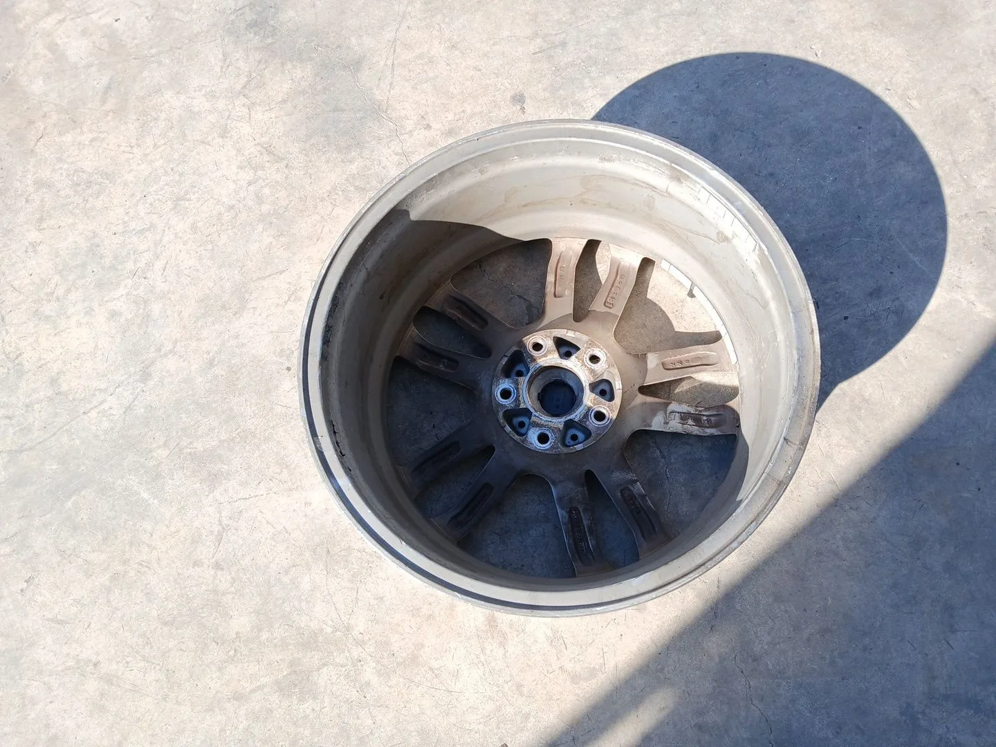 Llanta para Audi Q7 (4Lb)