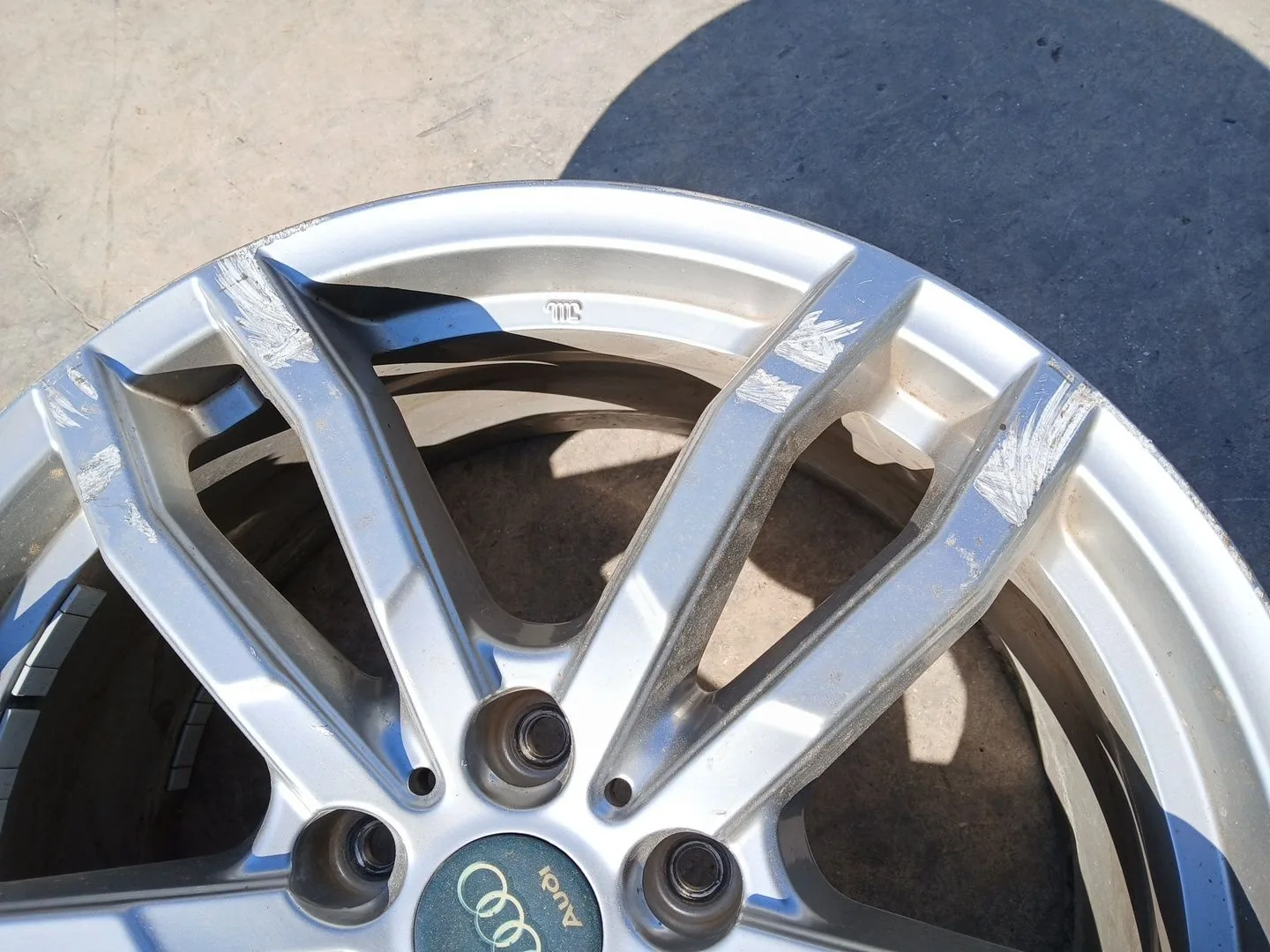 Llanta para Audi Q7 (4Lb)