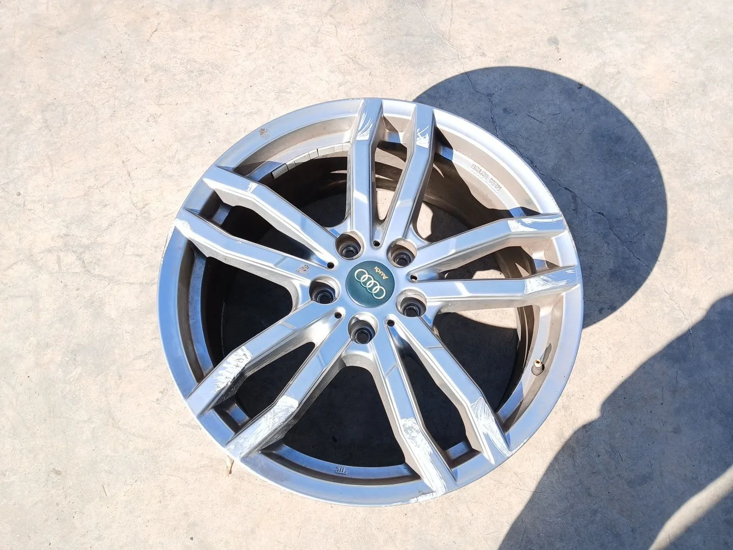 Llanta para Audi Q7 (4Lb)