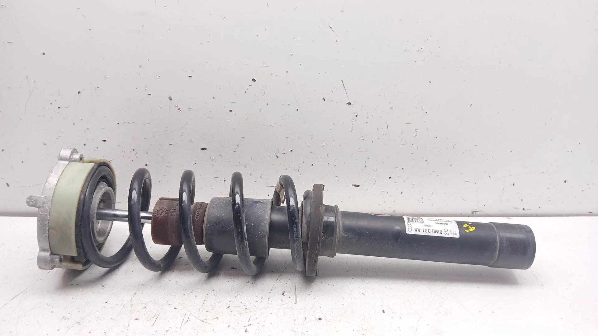Amortiguador Delantero Derecho para Audi A4 Berlina (8W2)