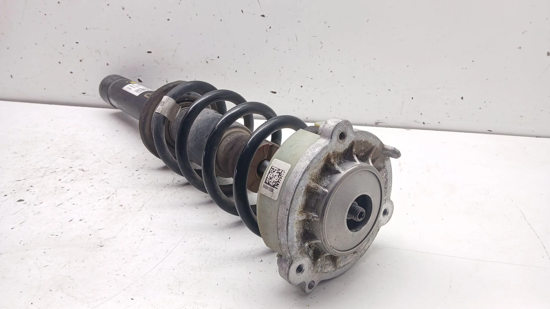 Amortiguador Delantero Derecho para Audi A4 Berlina (8W2)
