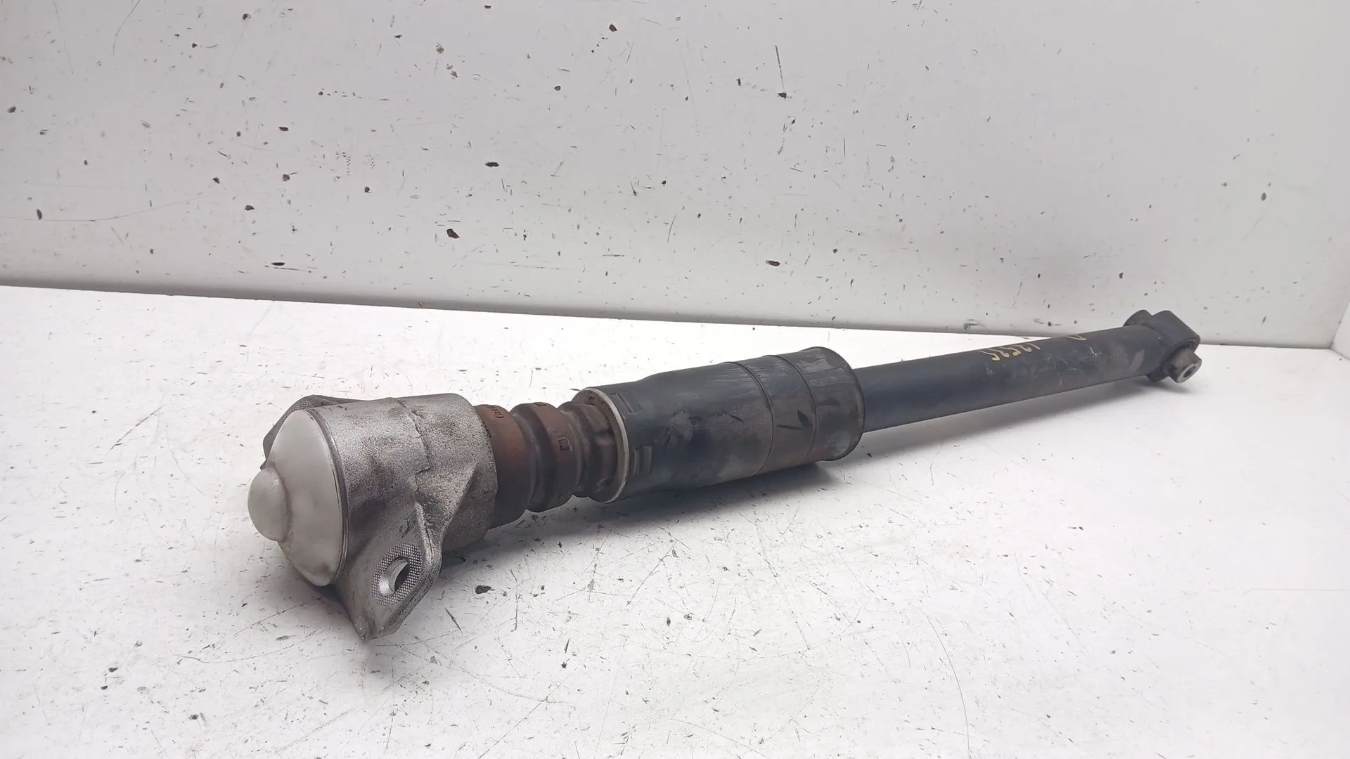Amortiguador Trasero Derecho para Audi A4 Berlina (8W2)