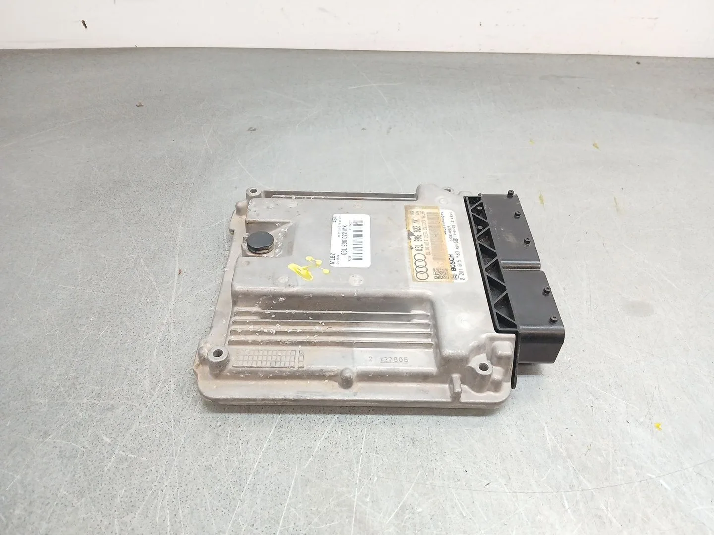 Centralita Motor Uce para Audi A4 B8 Avant (8K5)
