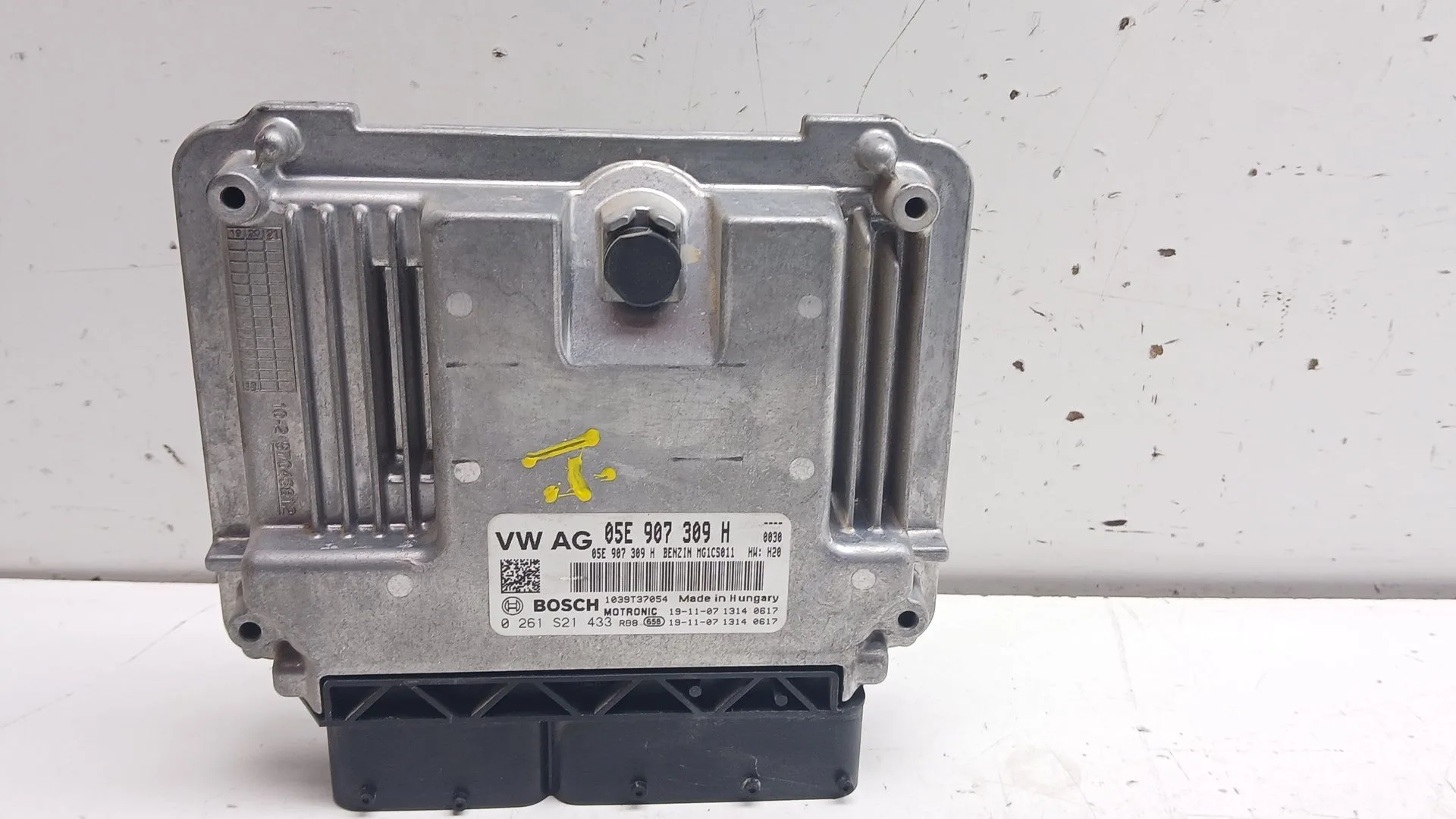 Centralita Motor Uce para Volkswagen Golf Vii Lim. (Bq1)