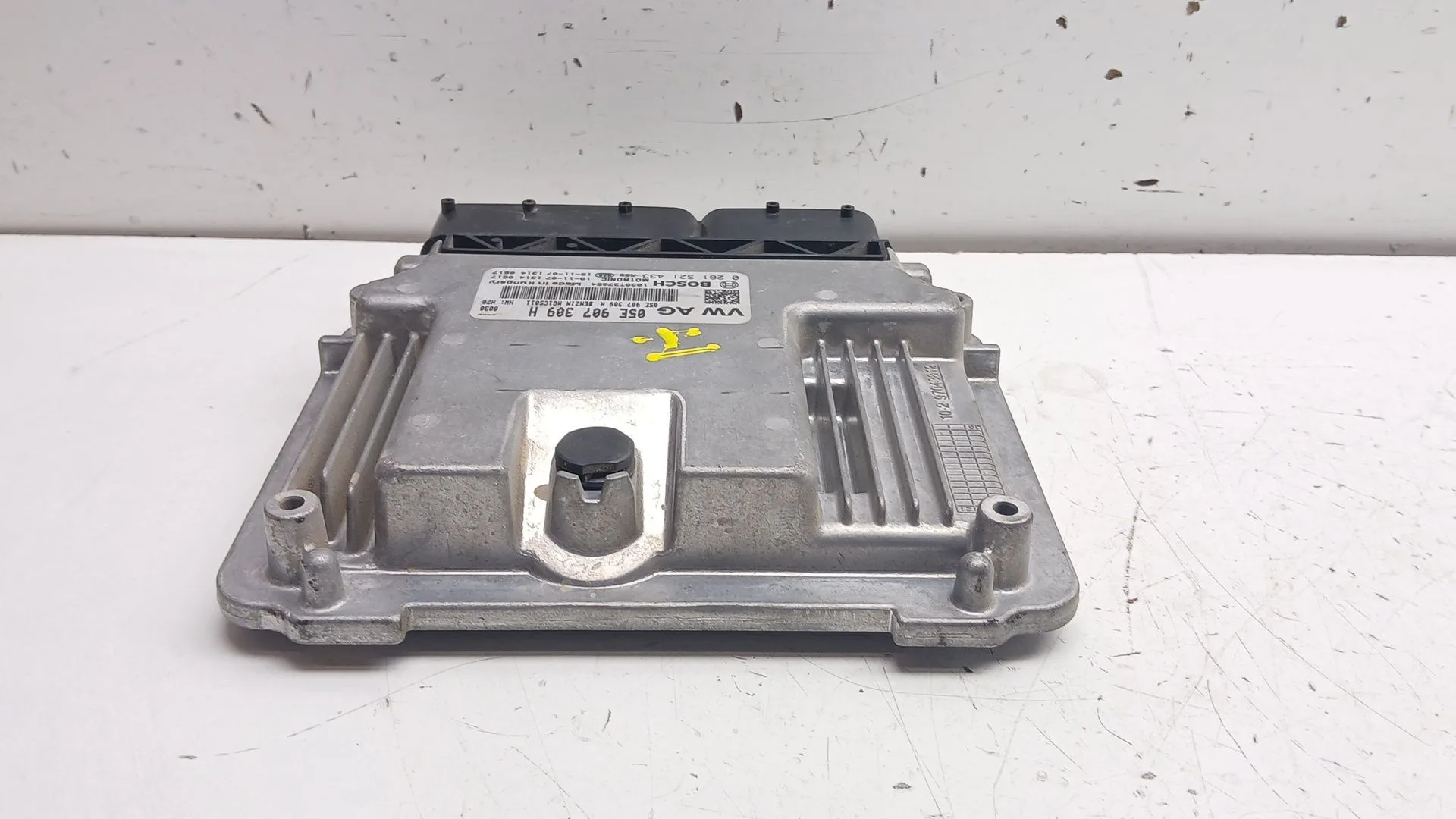 Centralita Motor Uce para Volkswagen Golf Vii Lim. (Bq1)