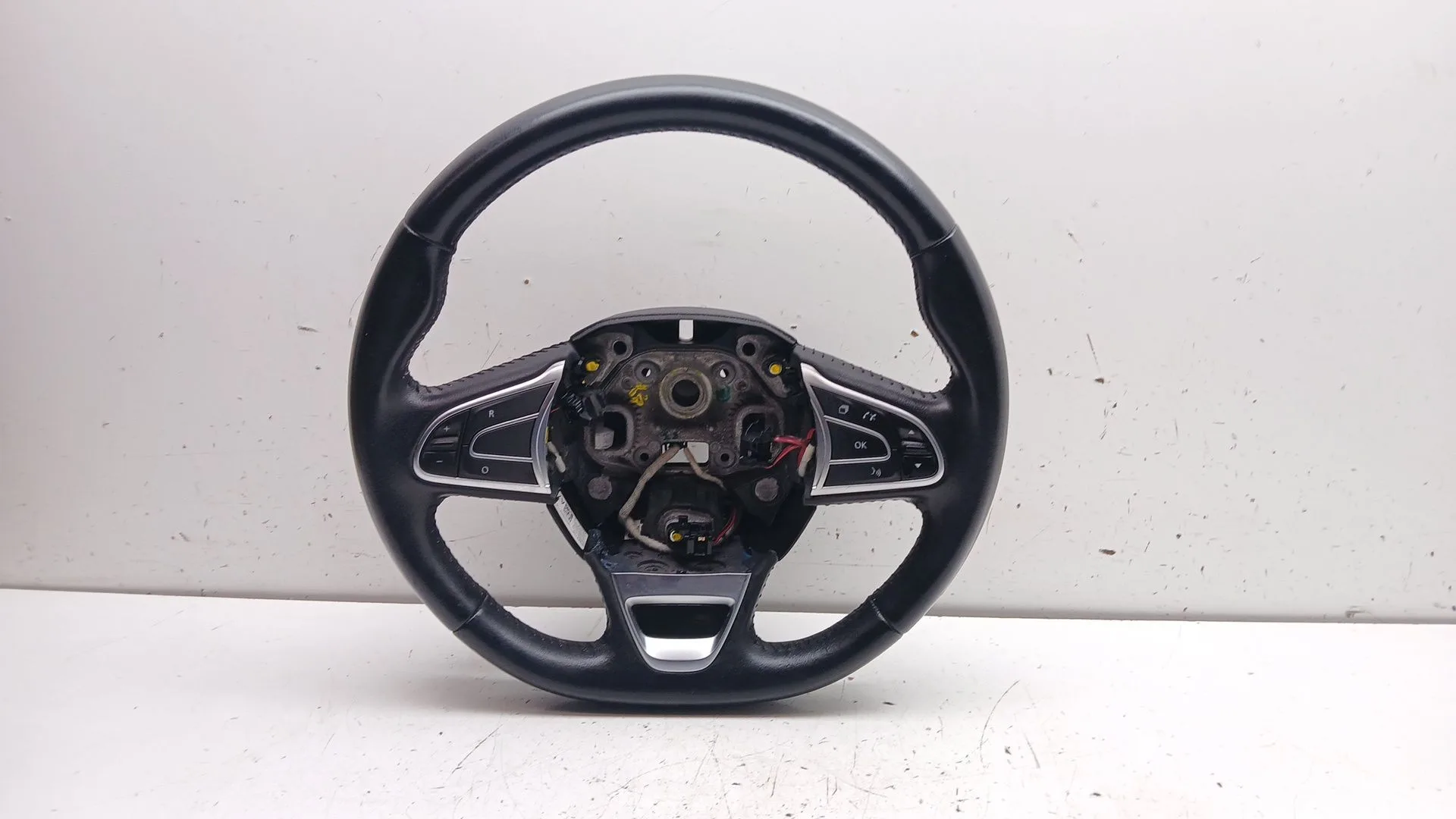 Volante para Renault Kadjar (Ha_, Hl_)