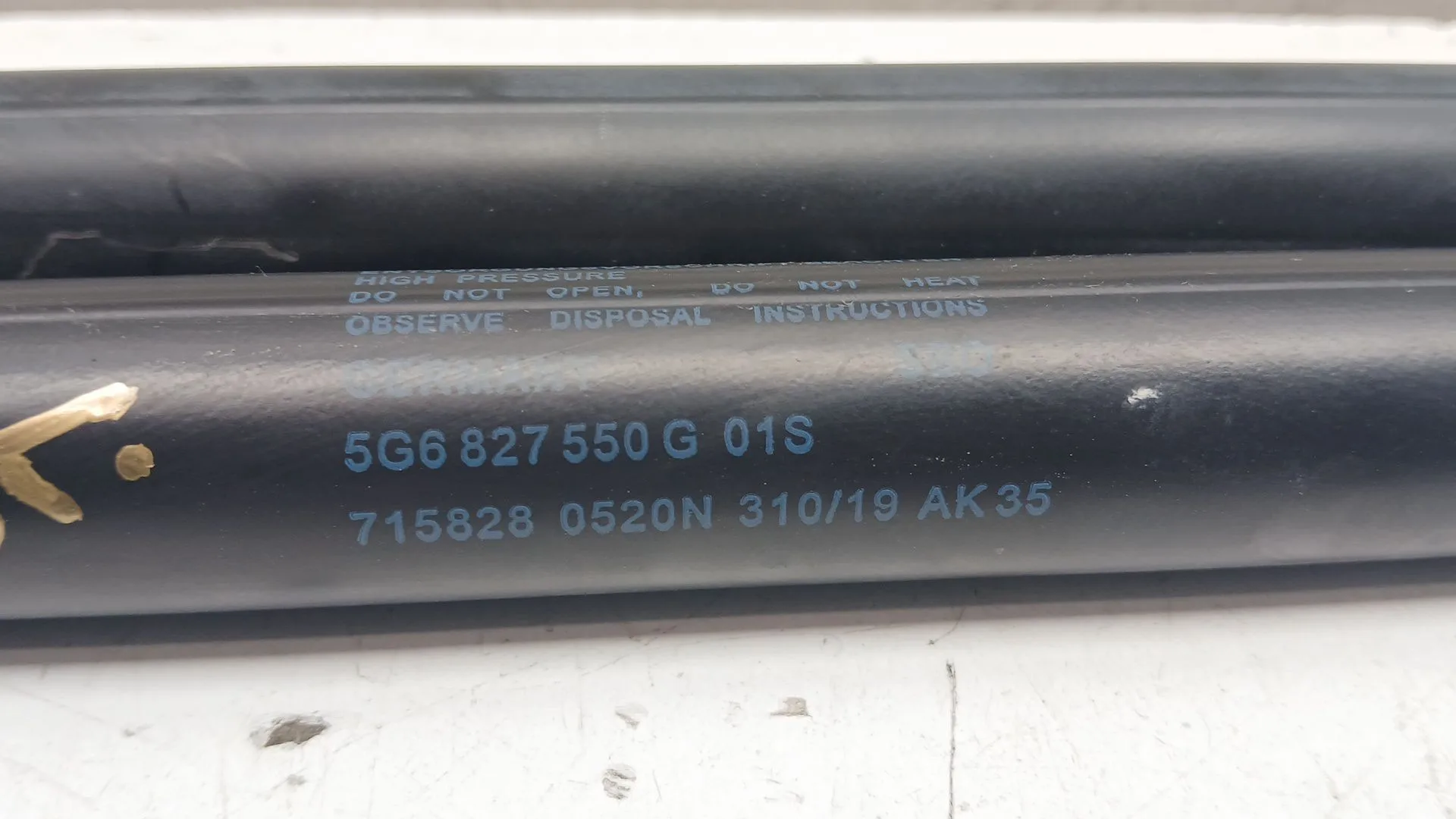 Amortiguadores Maletero / Porton para Volkswagen Golf Vii Lim. (Bq1)