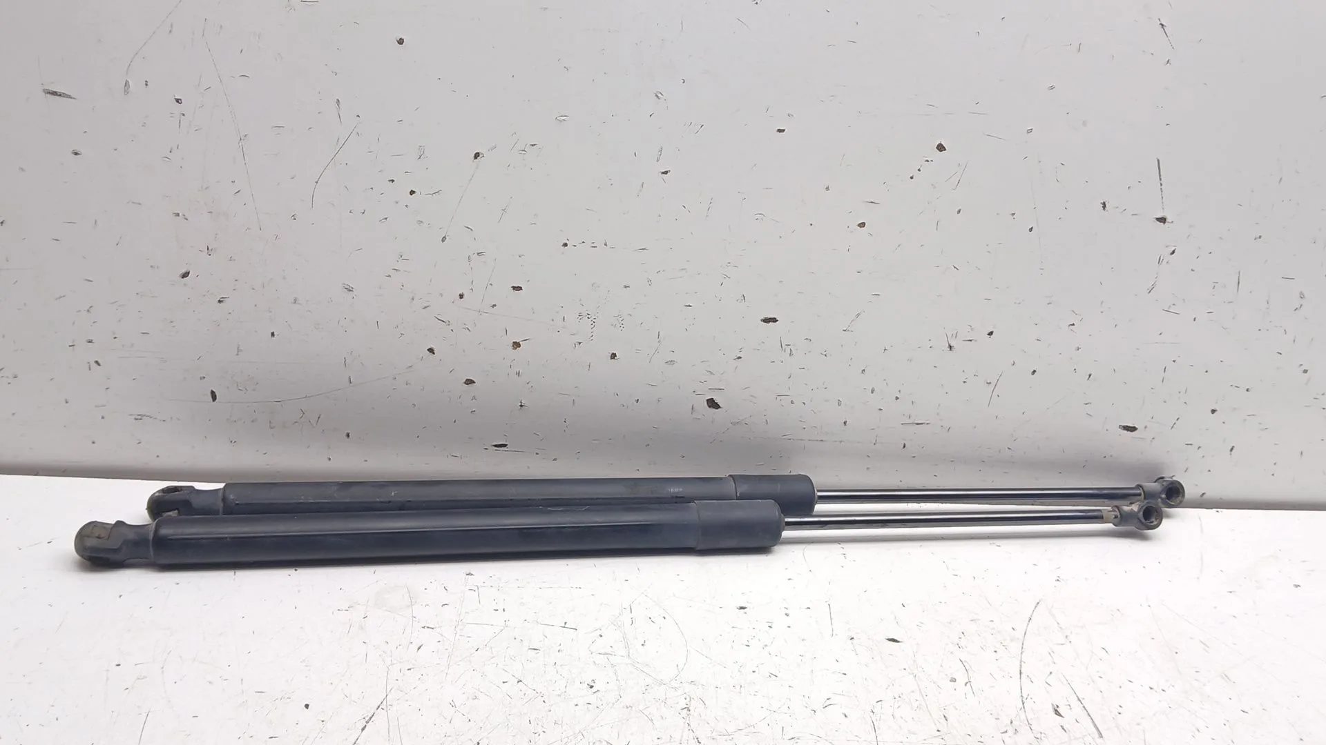 Amortiguadores Maletero / Porton para Volkswagen Golf Vii Lim. (Bq1)