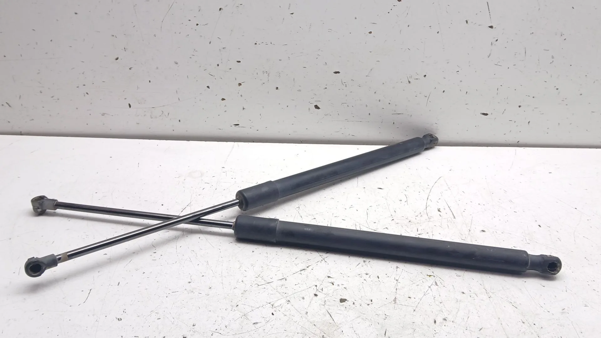 Amortiguadores Maletero / Porton para Volkswagen Golf Vii Lim. (Bq1)
