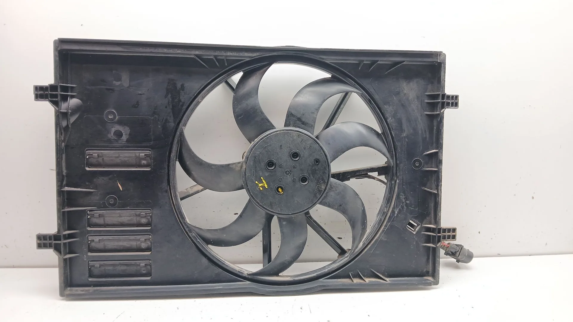 Electroventilador para Volkswagen Golf Vii Lim. (Bq1)