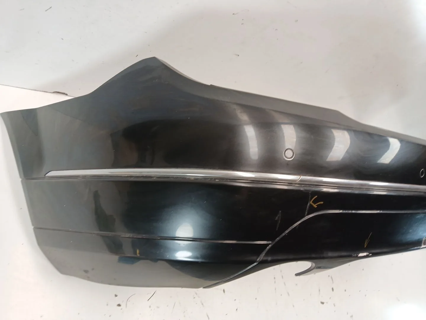 Paragolpes Trasero para Mercedes-Benz Clase C (W204)