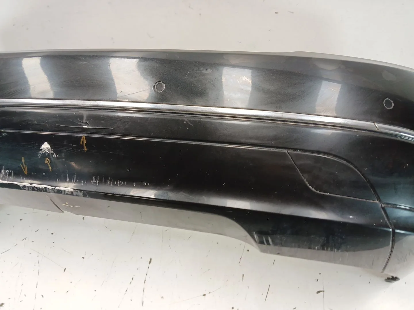 Paragolpes Trasero para Mercedes-Benz Clase C (W204)