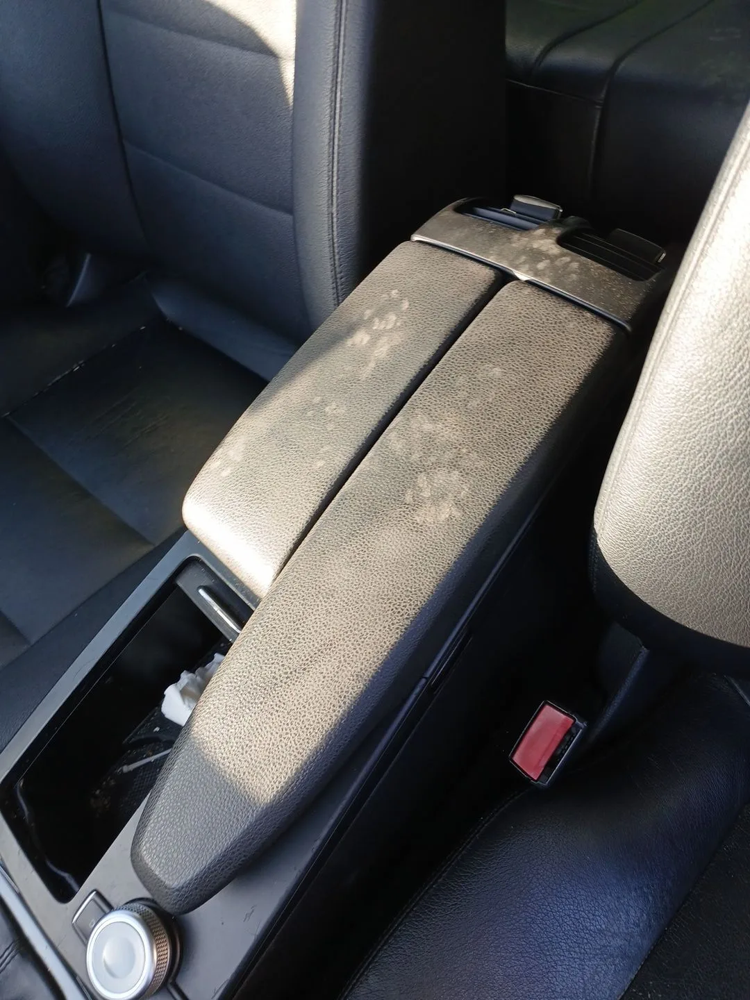 Apoyabrazos Central para Mercedes-Benz Clase C (W204)