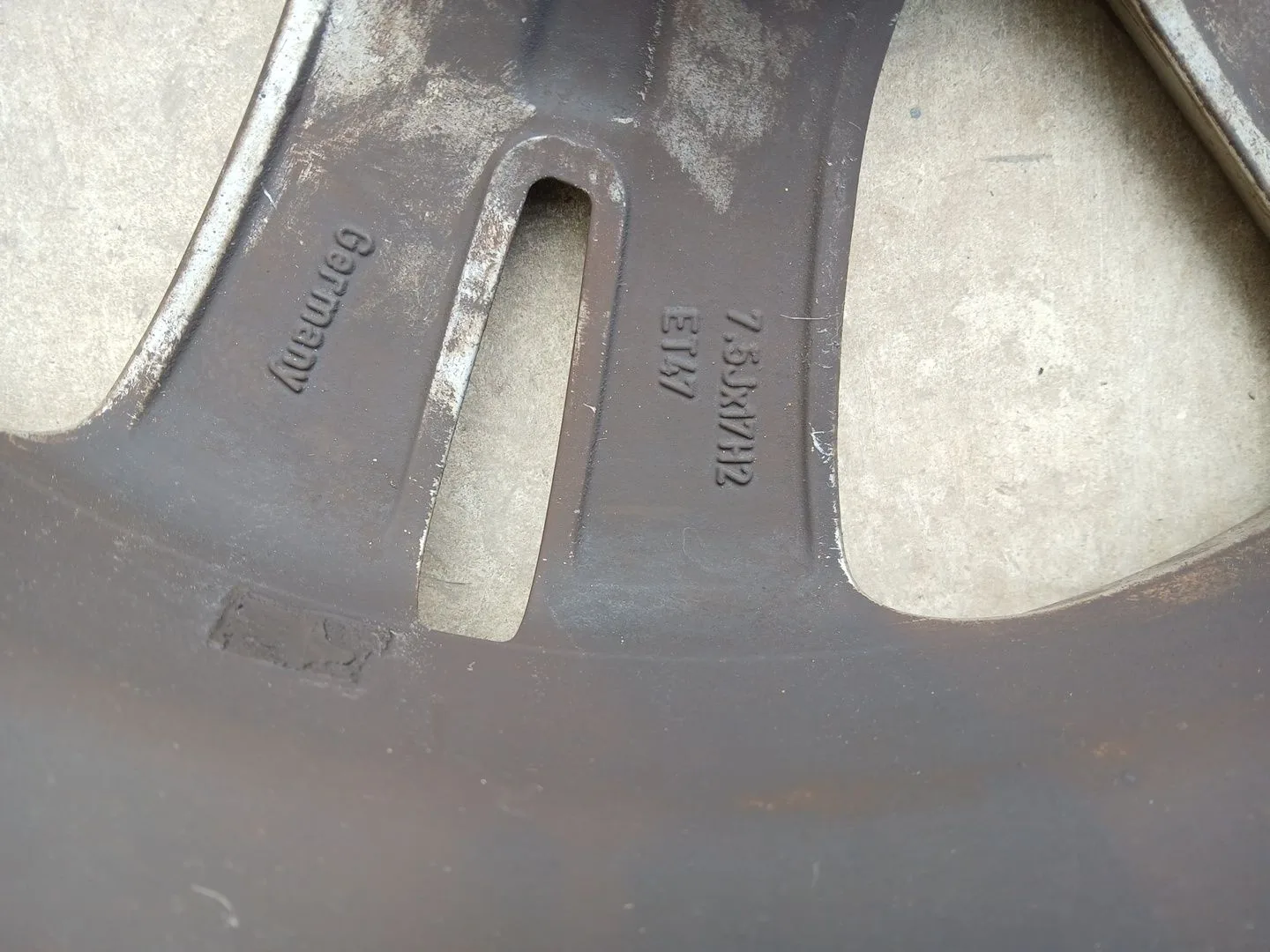 Llanta para Mercedes-Benz Clase C (W204)