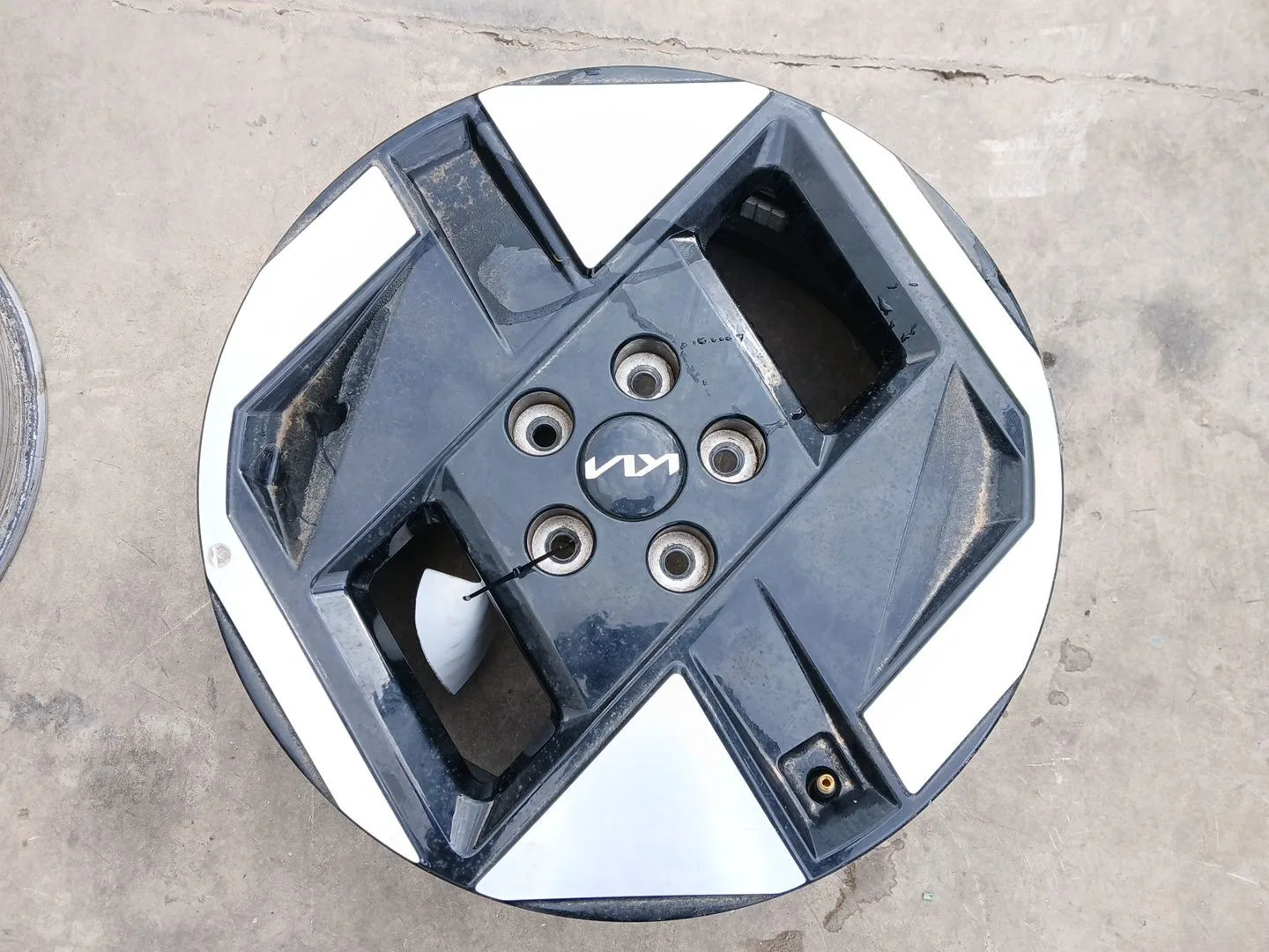 Llanta para Kia Ev3