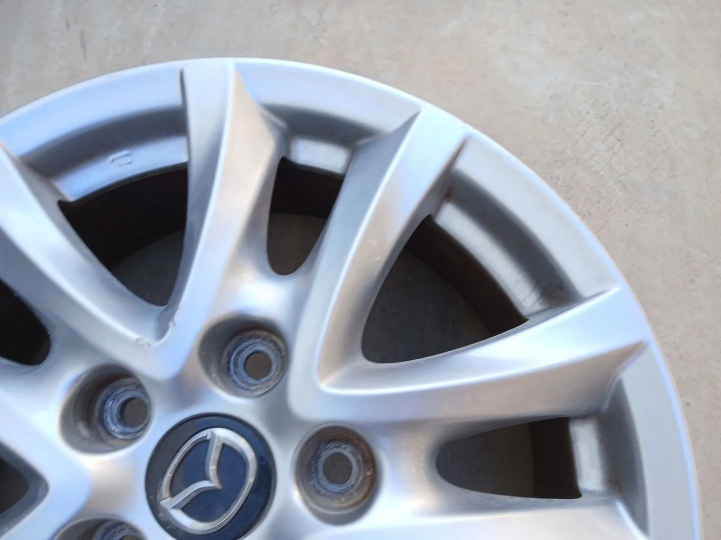 Llanta para Mazda 3 Sedan (Bm_, Bn_)