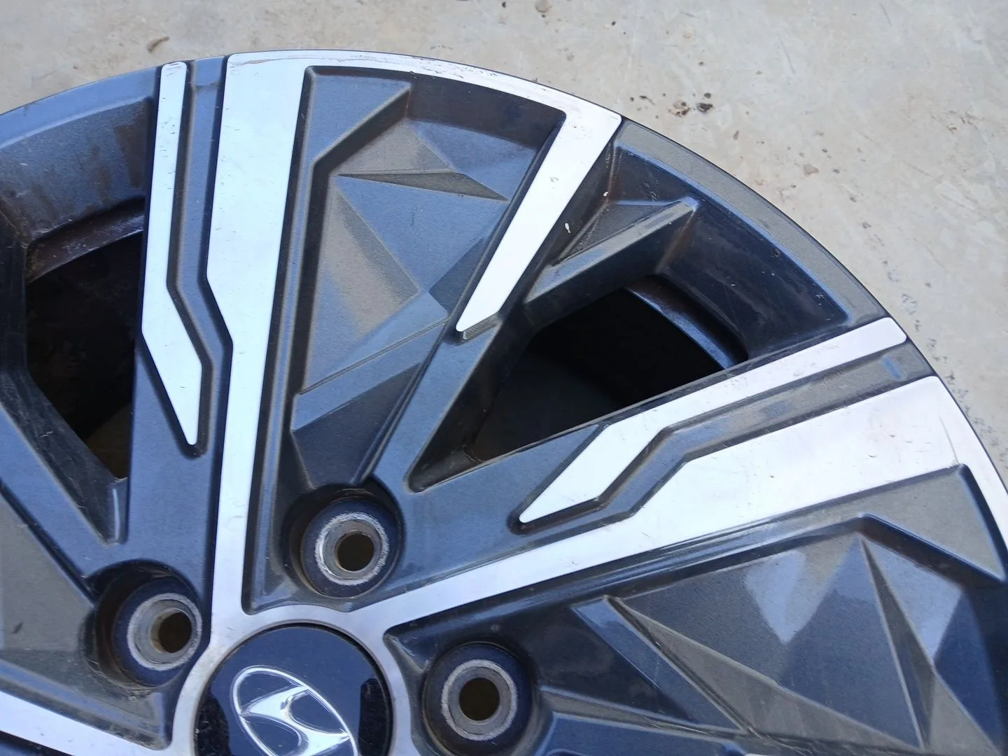 Llanta para Hyundai Tucson (Nx4E, Nx4A)