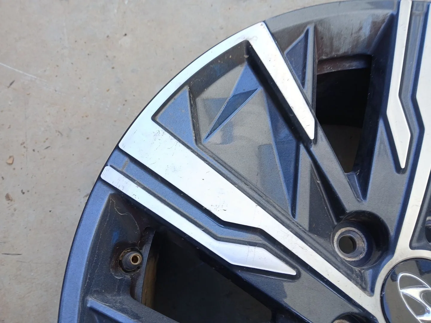 Llanta para Hyundai Tucson (Nx4E, Nx4A)