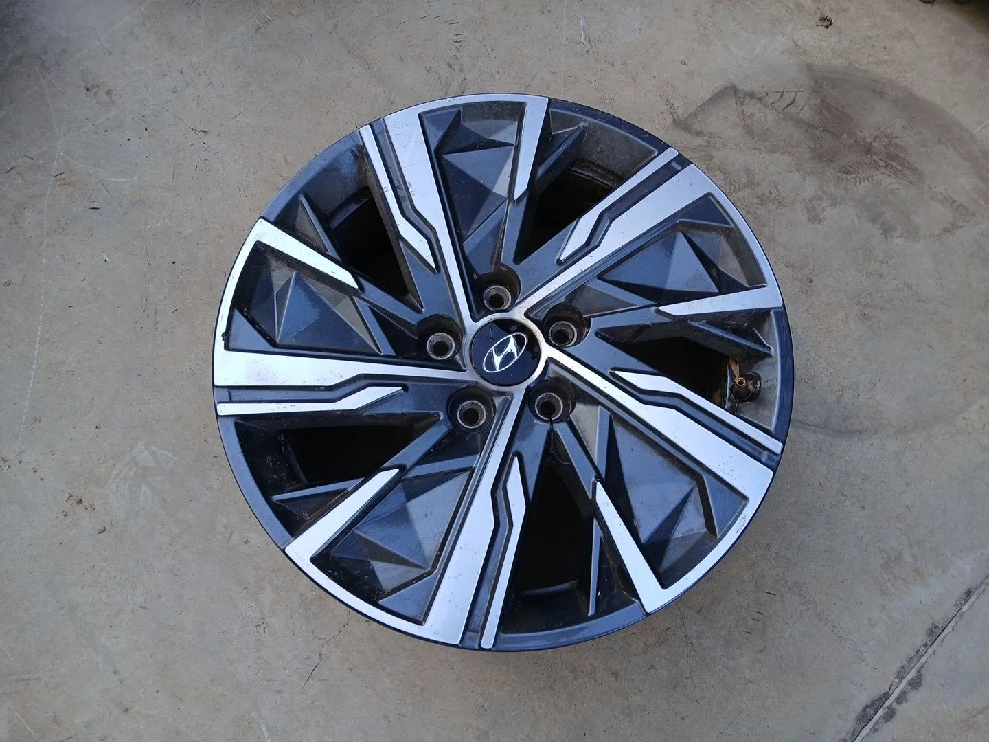 Llanta para Hyundai Tucson (Nx4E, Nx4A)