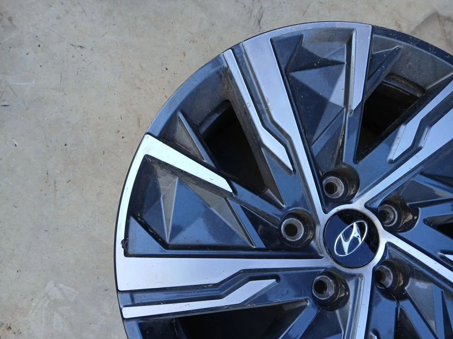 Llanta para Hyundai Tucson (Nx4E, Nx4A)