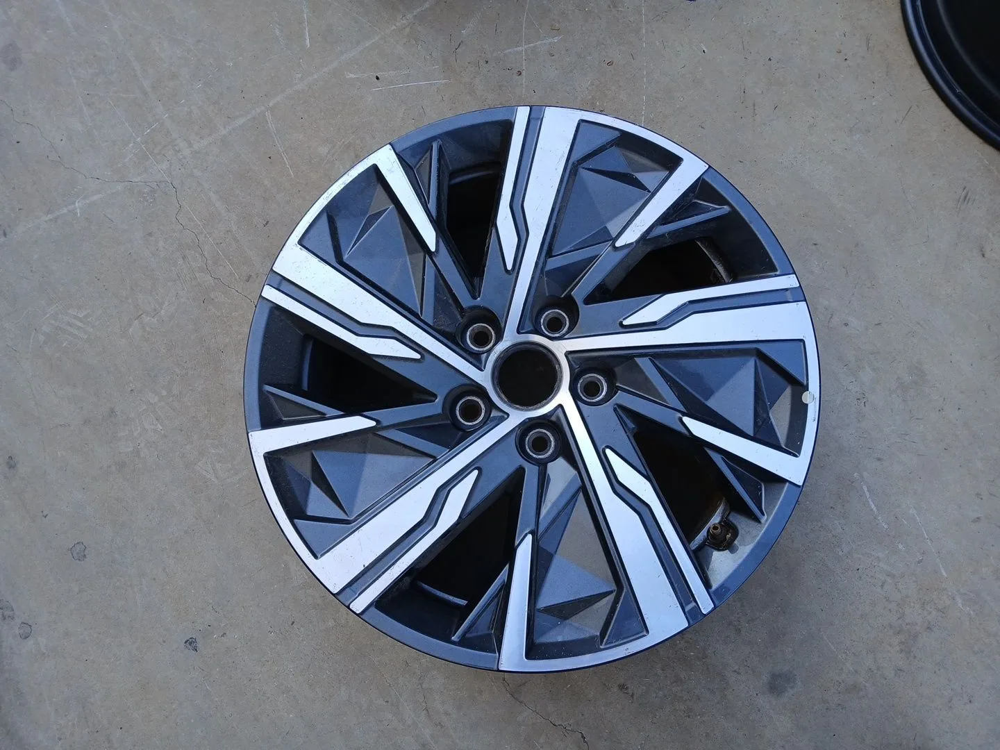 Llanta para Hyundai Tucson (Nx4E, Nx4A)
