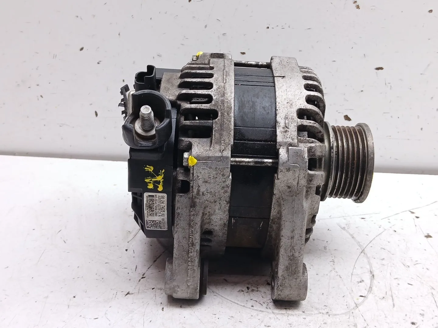 Alternador para Opel Vivaro C Furgoneta (K0)